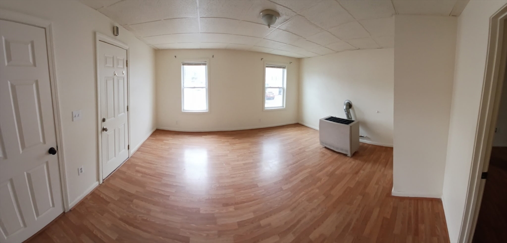 1 bed, 1 bath apartment for rent at 1909 North Main St Unit 1, Fall River — photo 5 of 11