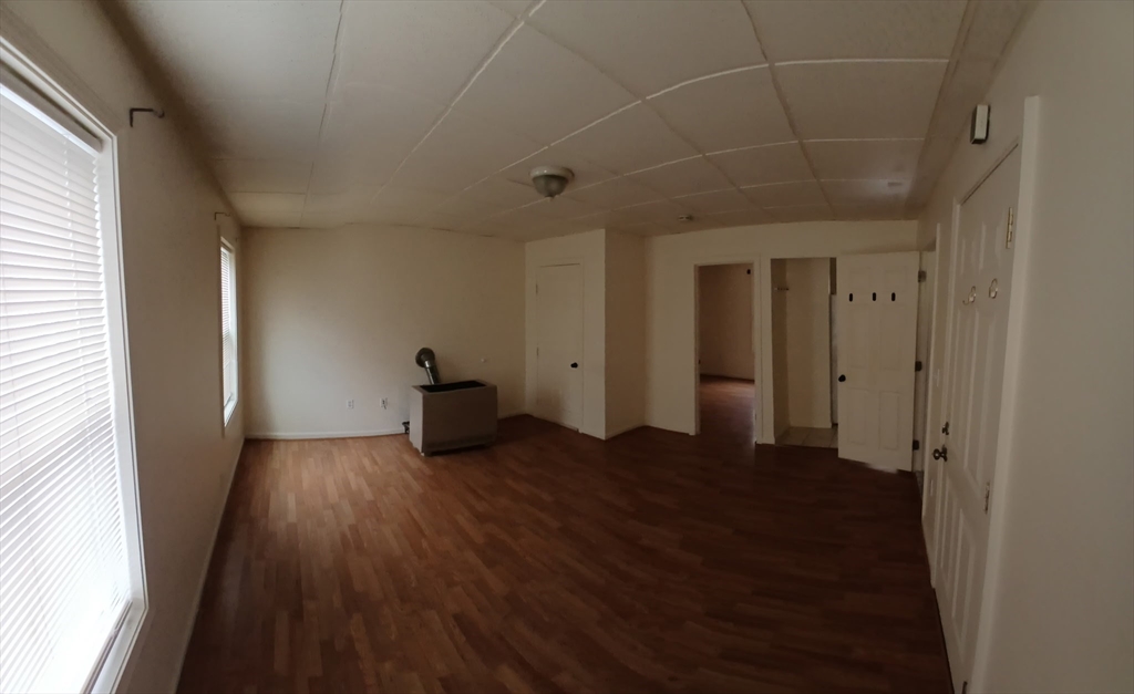 1 bed, 1 bath apartment for rent at 1909 North Main St Unit 1, Fall River — photo 10 of 11