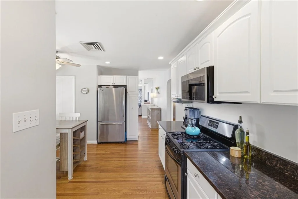 3 bed, 2 bath apartment for rent at 191-193 Cornell St Unit 2, Roslindale — photo 6 of 40