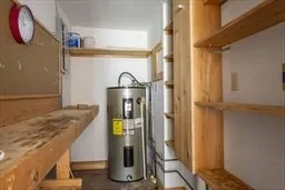 2 bed, 1 bath apartment for rent at 191-193 South St Unit 2, Hingham — photo 17 of 26