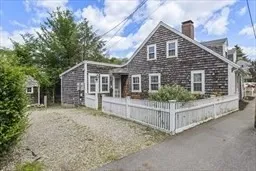 2 bed, 1 bath apartment for rent at 191-193 South St Unit 2, Hingham — photo 24 of 26
