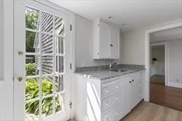 2 bed, 1 bath apartment for rent at 191-193 South St Unit 2, Hingham — photo 3 of 26
