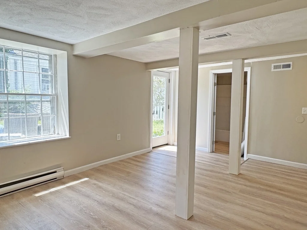3 bed, 2 bath apartment for rent at 191-195 Weston St Unit 191, Waltham — photo 9 of 13