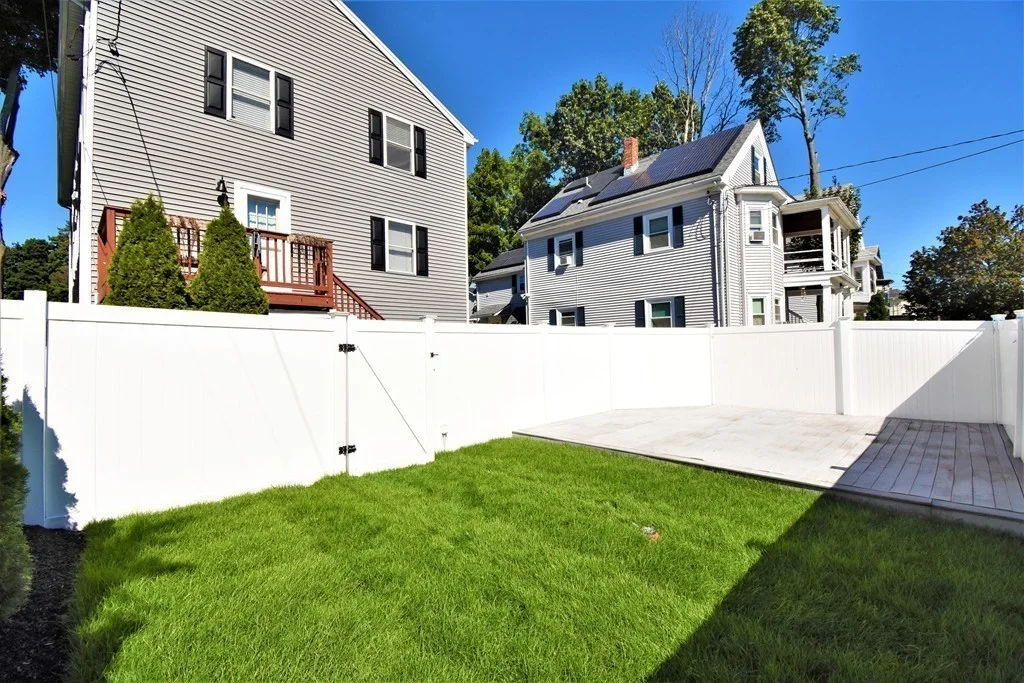 3 bed, 1 bath apartment for rent at 191 Adams St Unit 1, South Waltham — photo 2 of 32