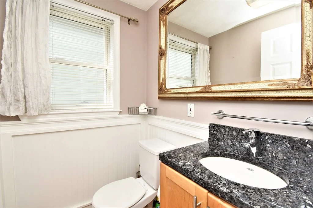 3 bed, 1 bath apartment for rent at 191 Adams St Unit 1, South Waltham — photo 9 of 32