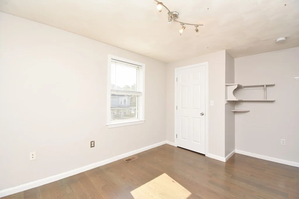 3 bed, 1 bath apartment for rent at 191 Adams St Unit 1, South Waltham — photo 20 of 32