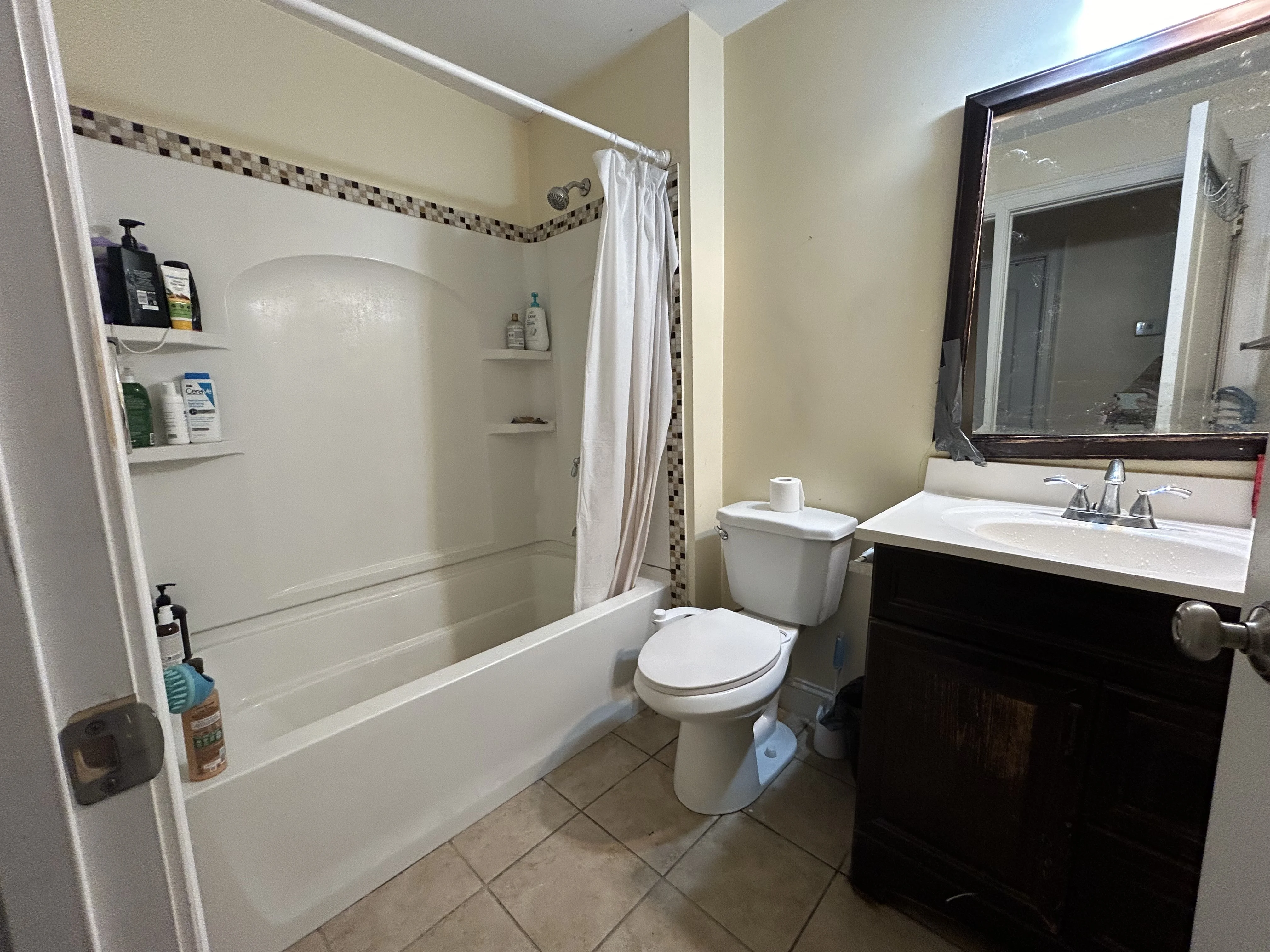 4 bed, 2 bath apartment for rent at 191 Boylston St Unit 1A, Jamaica Plain — photo 10 of 13