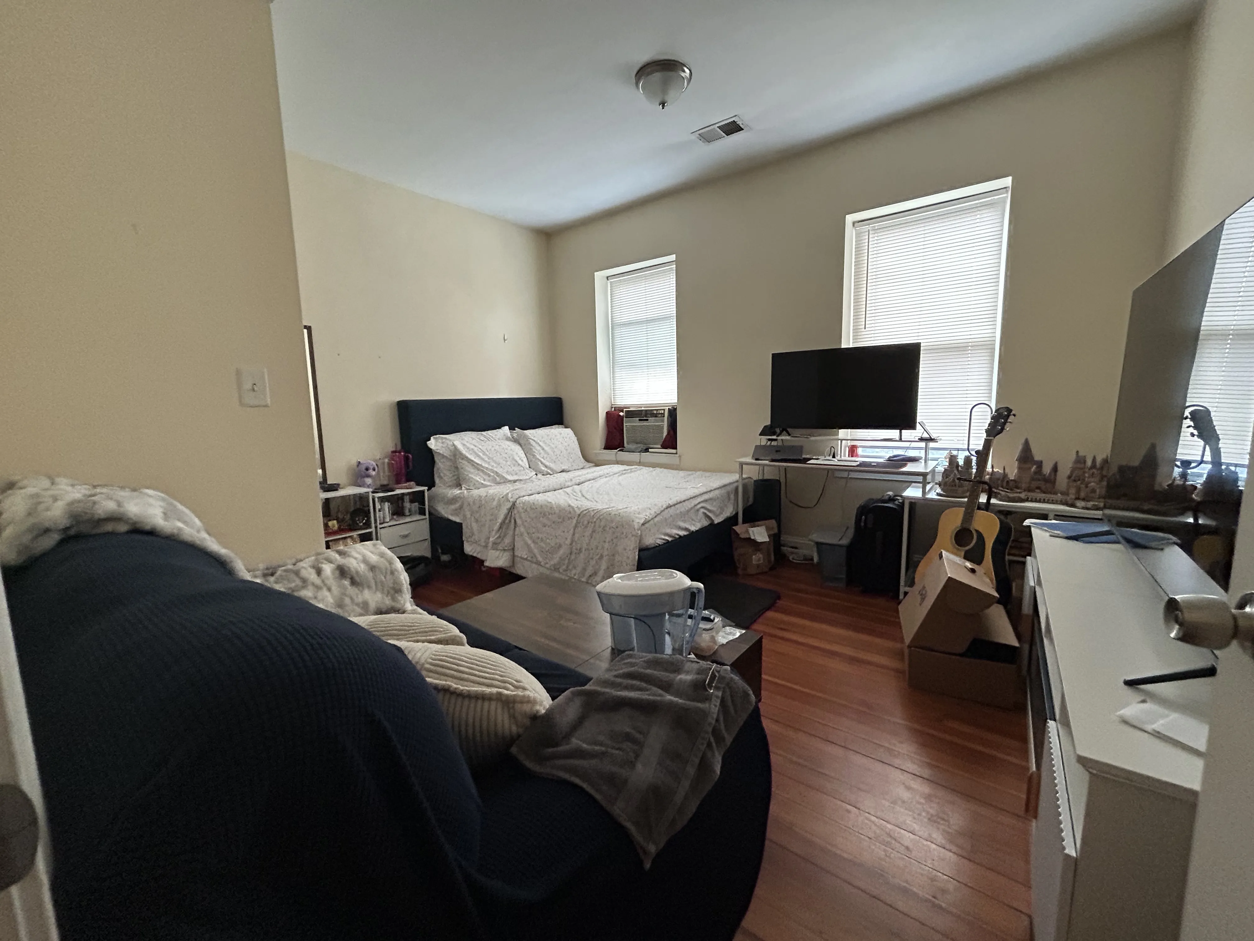 4 bed, 2 bath apartment for rent at 191 Boylston St Unit 1A, Jamaica Plain — photo 5 of 13