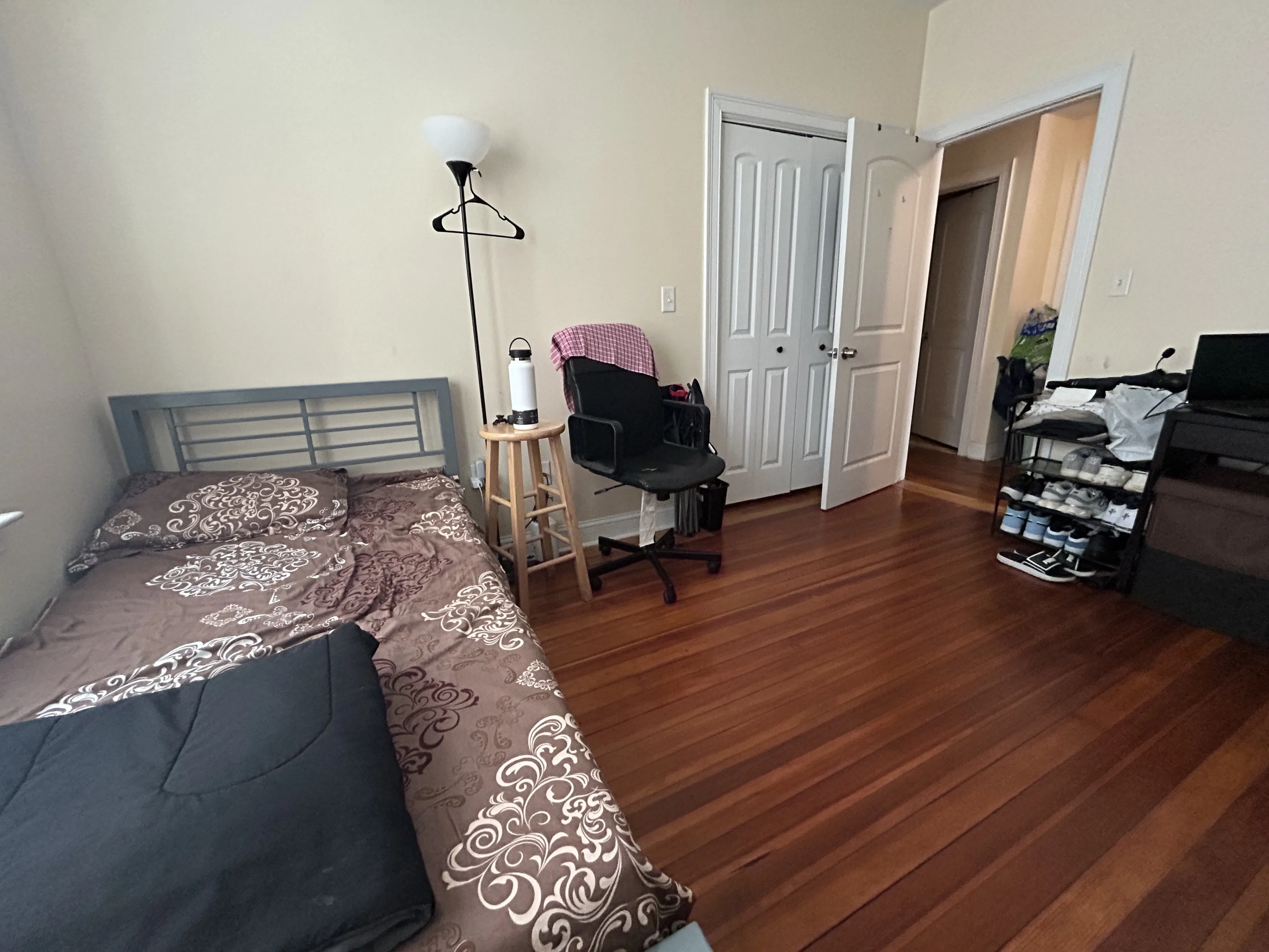 4 bed, 2 bath apartment for rent at 191 Boylston St Unit 1A, Jamaica Plain — photo 7 of 13
