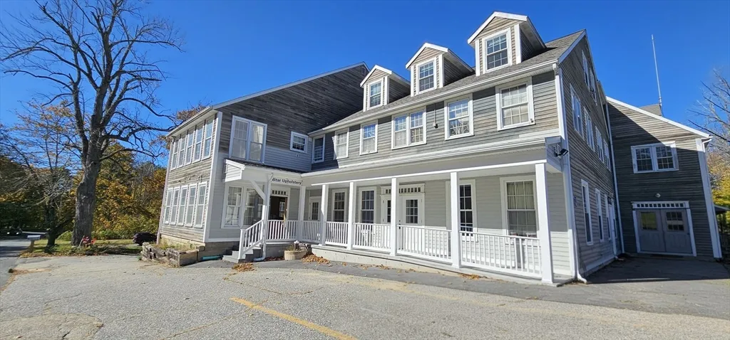 1 bed, 1 bath apartment for rent at 191 City Depot Rd Unit A, Charlton — photo 4 of 12
