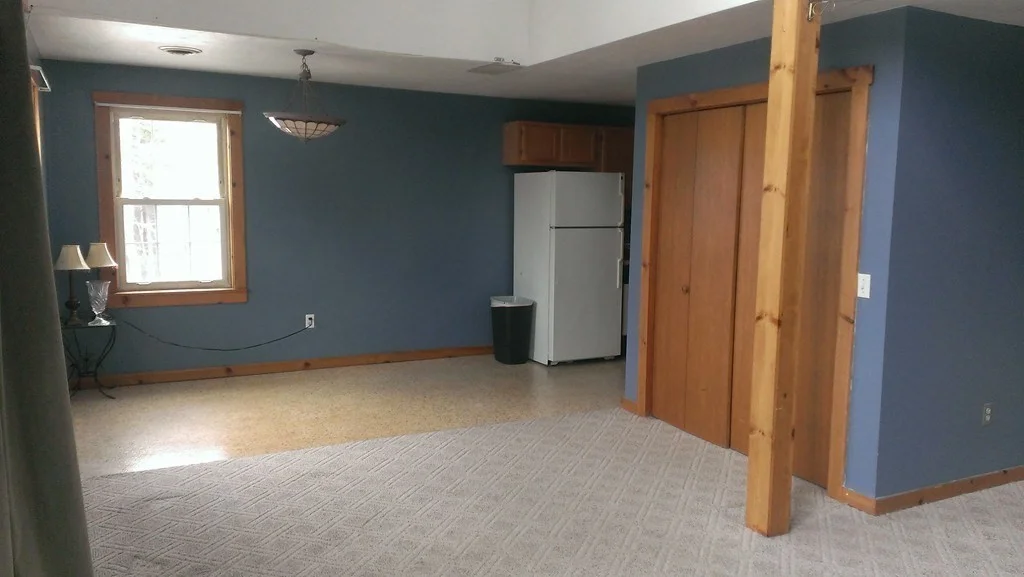 1 bed, 1 bath apartment for rent at 191 City Depot Rd Unit B, Charlton Depot — photo 4 of 16