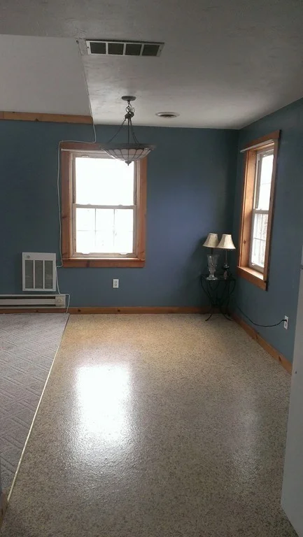 1 bed, 1 bath apartment for rent at 191 City Depot Rd Unit B, Charlton Depot — photo 5 of 16