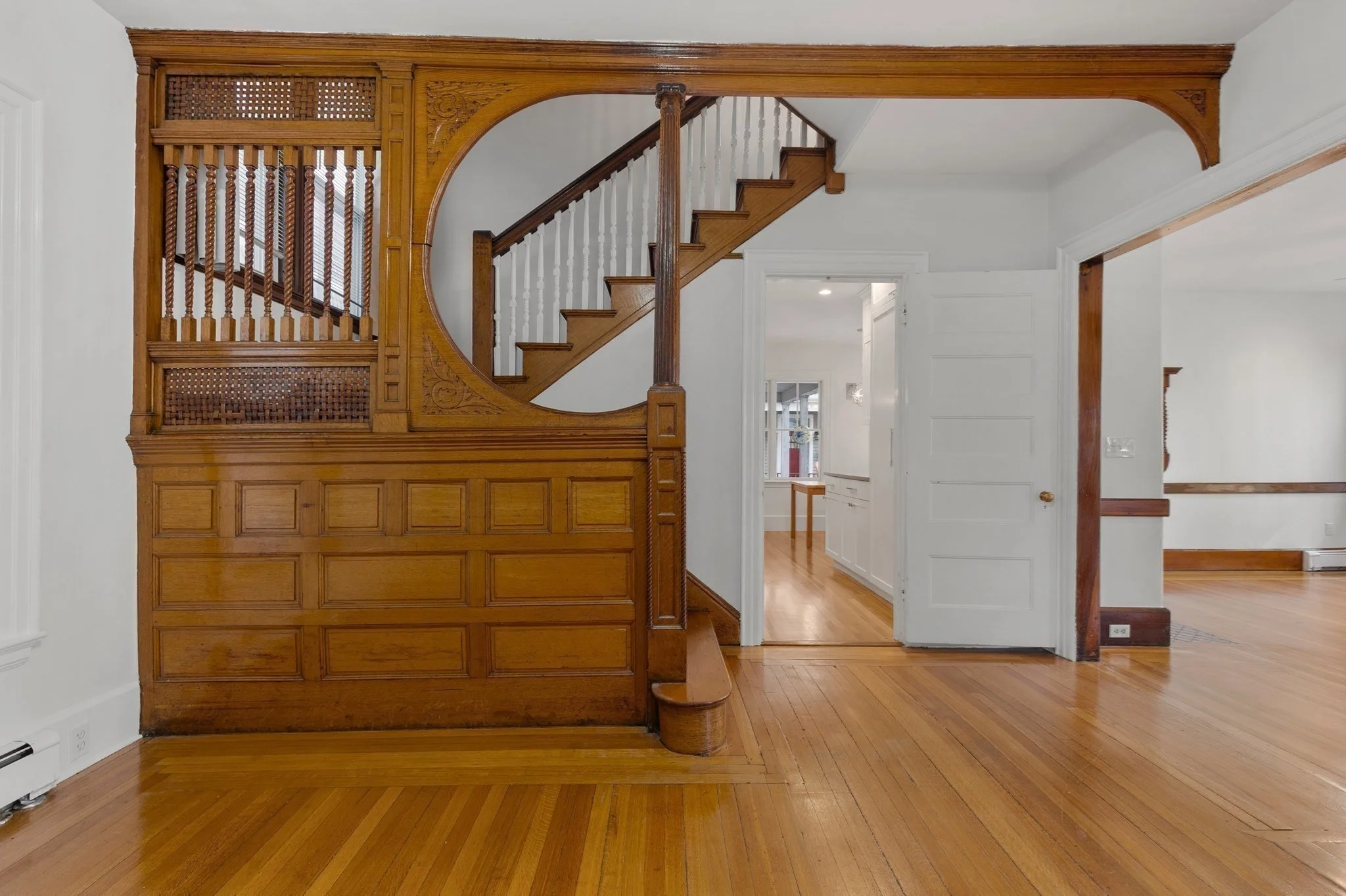6 bed, 4+ bath apartment for rent at 191 Davis Ave, Coolidge Corner — photo 9 of 38