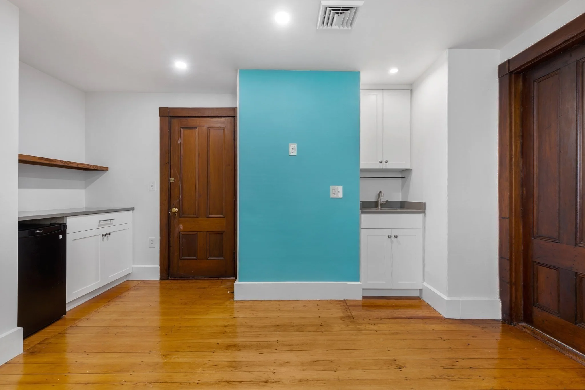 6 bed, 4+ bath apartment for rent at 191 Davis Ave, Coolidge Corner — photo 33 of 38