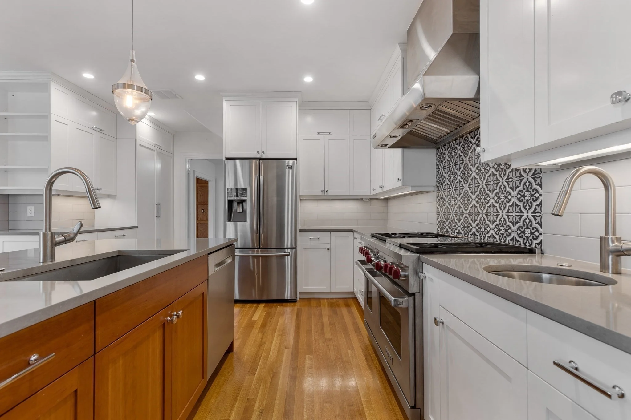 6 bed, 4+ bath apartment for rent at 191 Davis Ave, Coolidge Corner