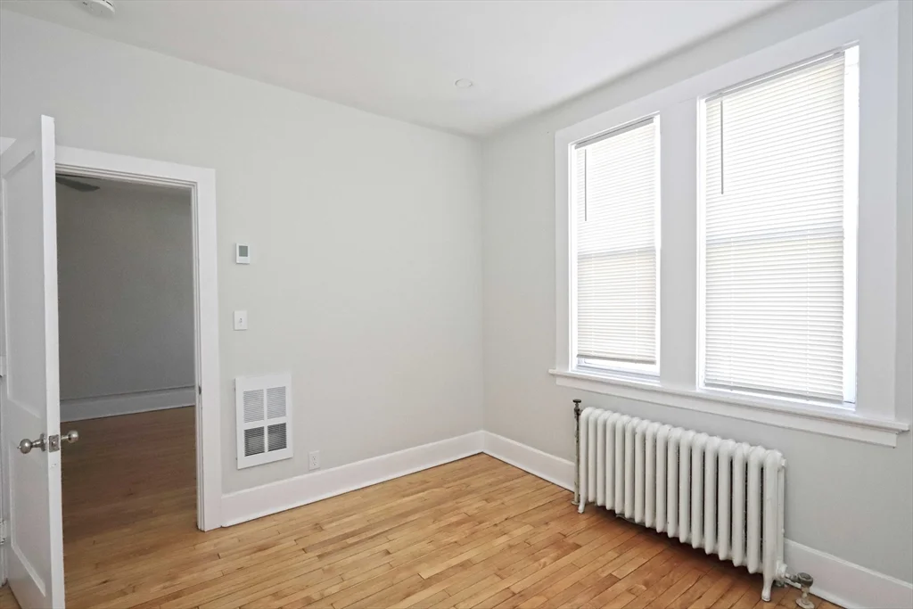 2 bed, 1 bath apartment for rent at 191 Elm St Unit 1, Center — photo 26 of 42