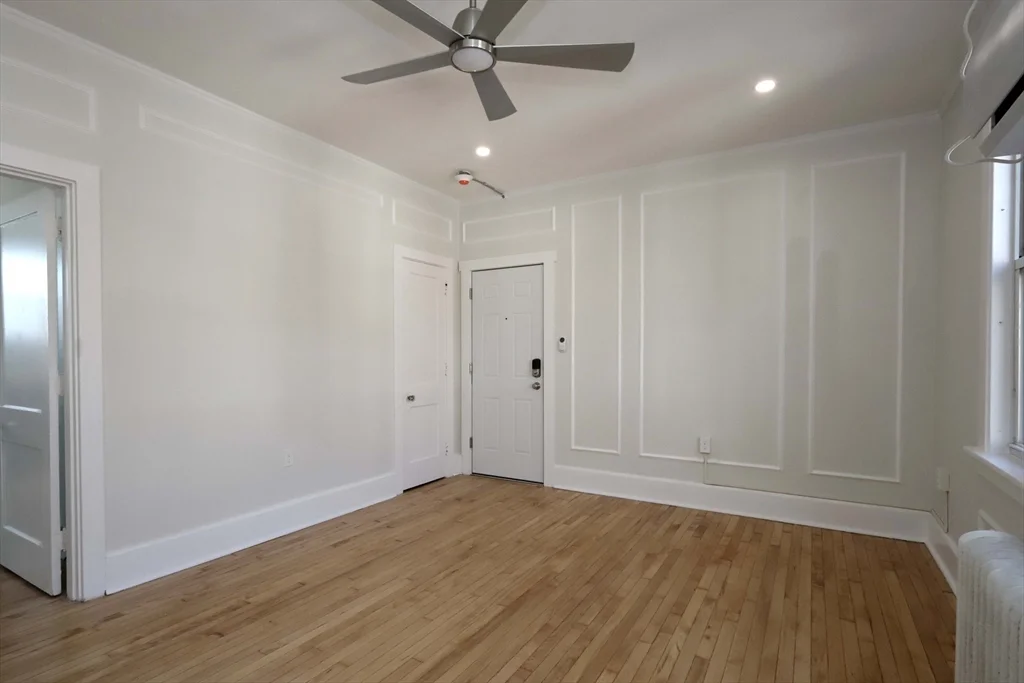 2 bed, 1 bath apartment for rent at 191 Elm St Unit 1, Center — photo 32 of 42