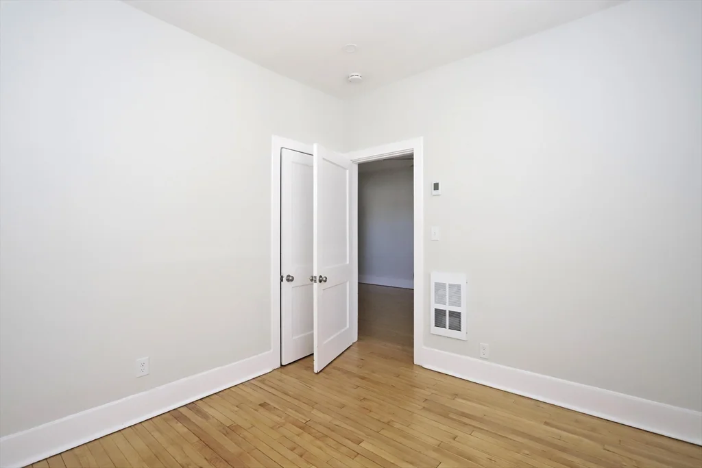 2 bed, 1 bath apartment for rent at 191 Elm St Unit 1, Center — photo 25 of 42