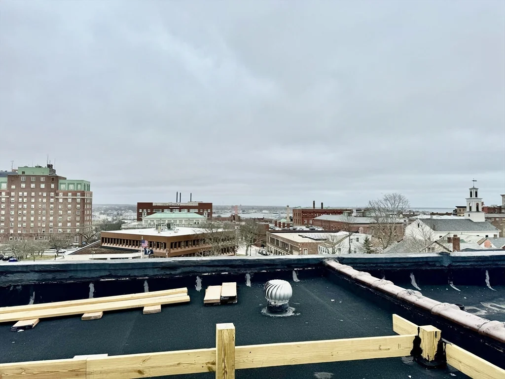 1 bed, 1 bath apartment for rent at 191 Elm St Unit 2, Center — photo 35 of 36