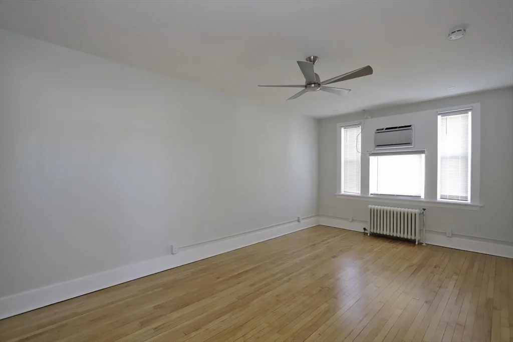 1 bed, 1 bath apartment for rent at 191 Elm St Unit 2, Center — photo 19 of 36