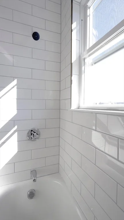 1 bed, 1 bath apartment for rent at 191 Elm St Unit 2, Center — photo 33 of 36