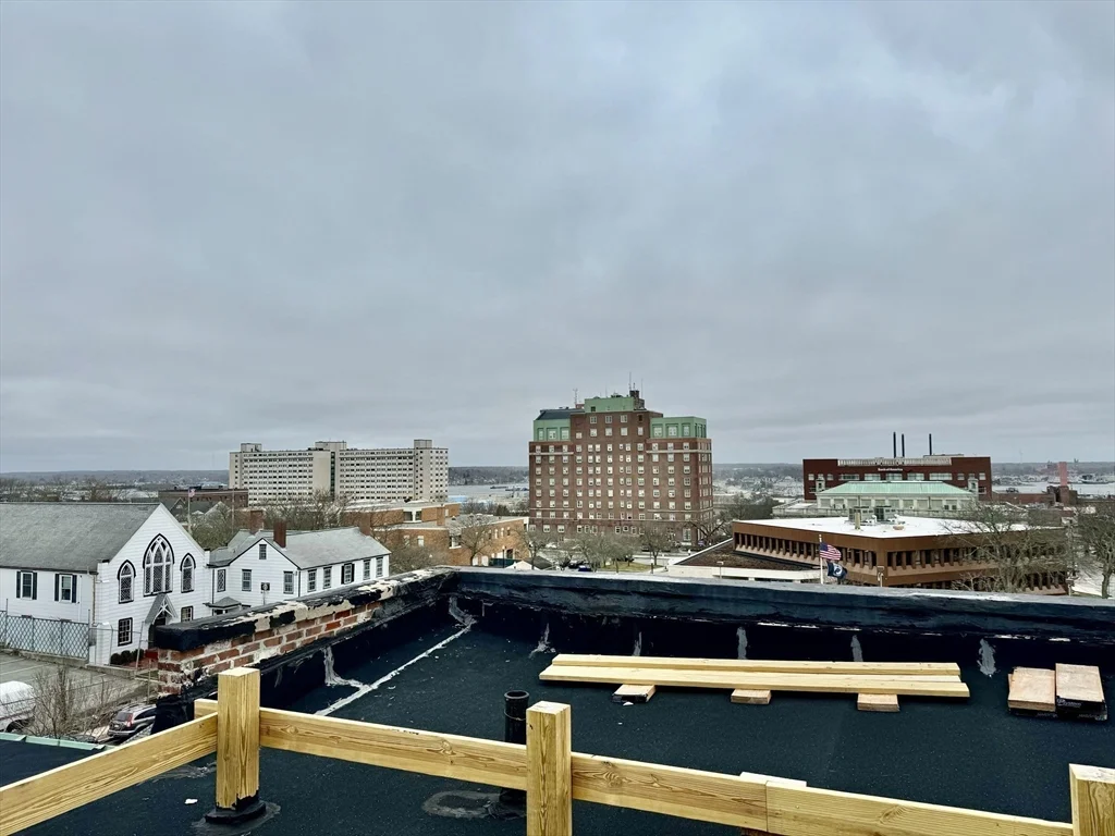 1 bed, 1 bath apartment for rent at 191 Elm St Unit 2, Center — photo 34 of 36