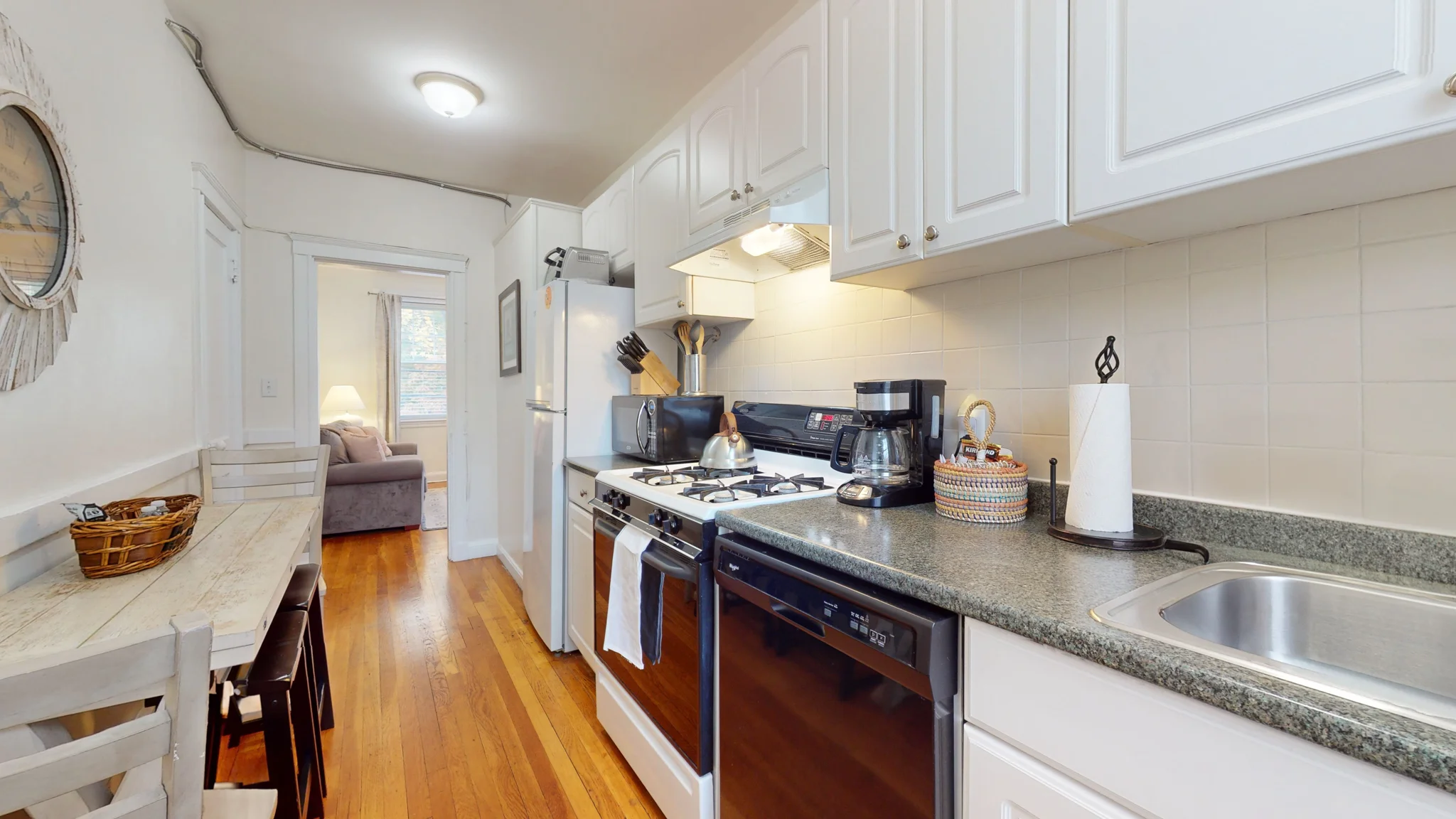 1 bed, 1 bath apartment for rent at 191 Kent St Unit 3, Brookline — photo 28 of 33