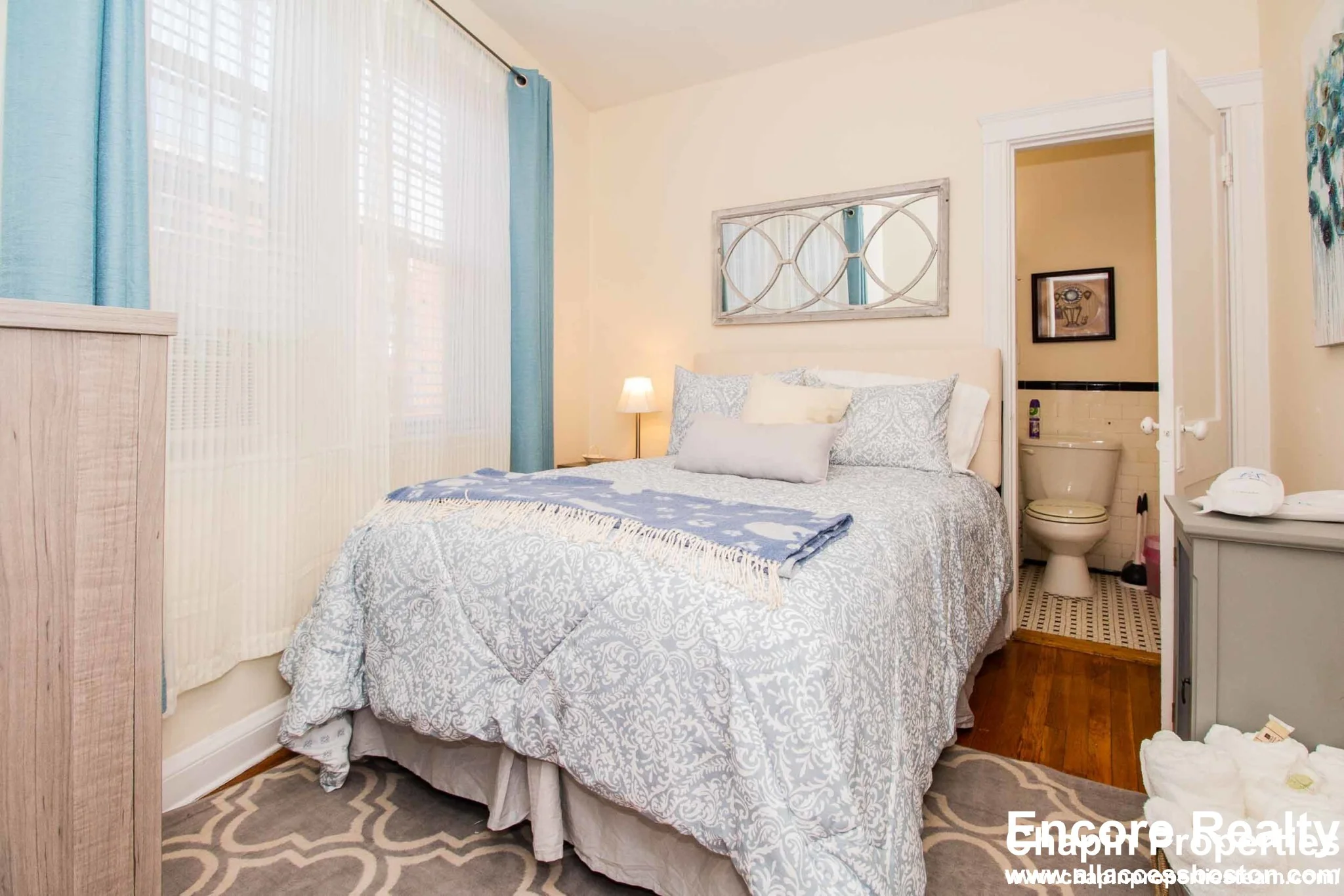 1 bed, 1 bath apartment for rent at 191 Kent St Unit 3, Brookline — photo 3 of 33