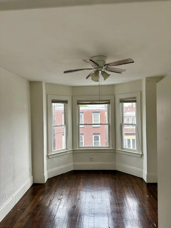 3 bed, 1 bath apartment for rent at 191 London Unit 3, East Boston — photo 9 of 9