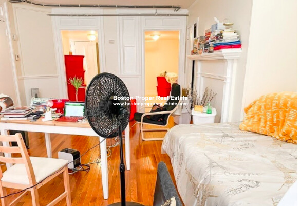 Studio bed, 1 bath apartment for rent at 191 Marlborough St Unit 8, Back Bay — photo 3 of 10