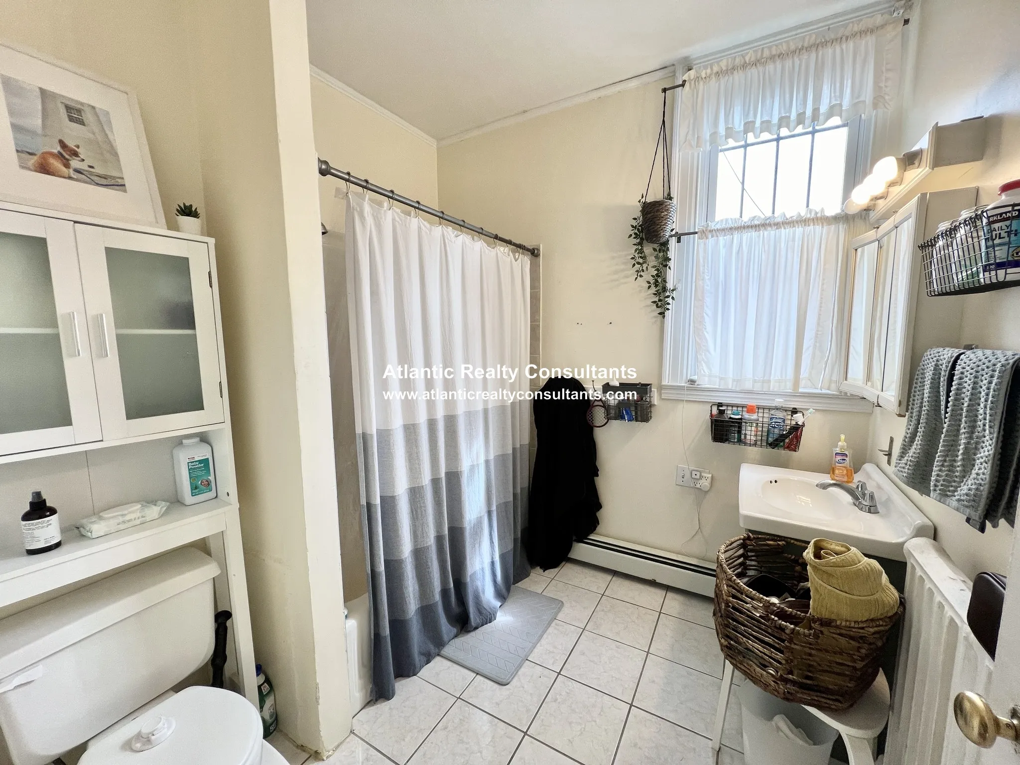 2 bed, 1 bath apartment for rent at 191 Marlborough St Unit PH, Back Bay — photo 9 of 10