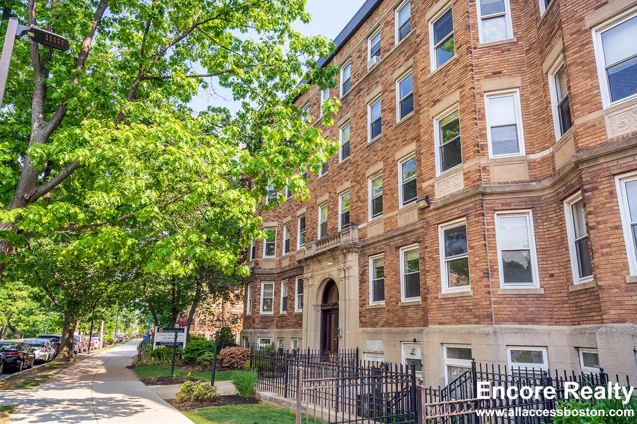 Studio bed, 1 bath apartment for rent at 191 Park Dr Unit 22A, Fenway — photo 6 of 8
