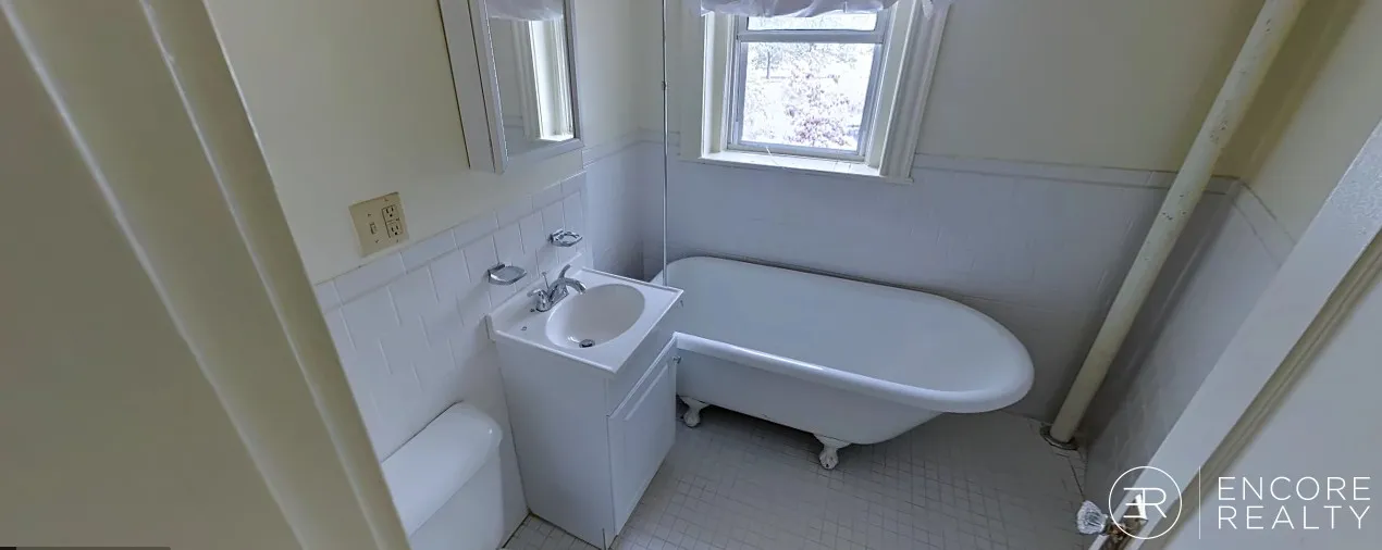 Studio bed, 1 bath apartment for rent at 191 Park Dr Unit 22A, Fenway — photo 5 of 8