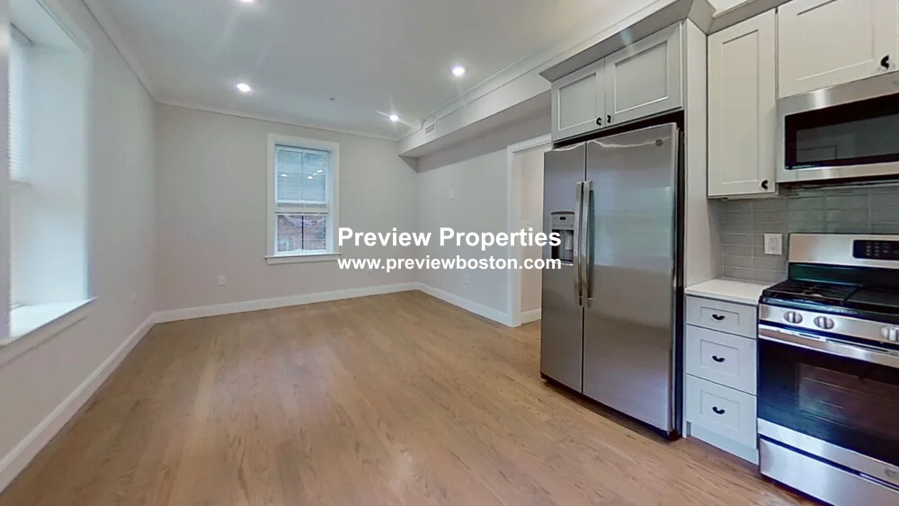 3 bed, 2 bath apartment for rent at 191 Porter St Unit 2P, East Boston — photo 5 of 31