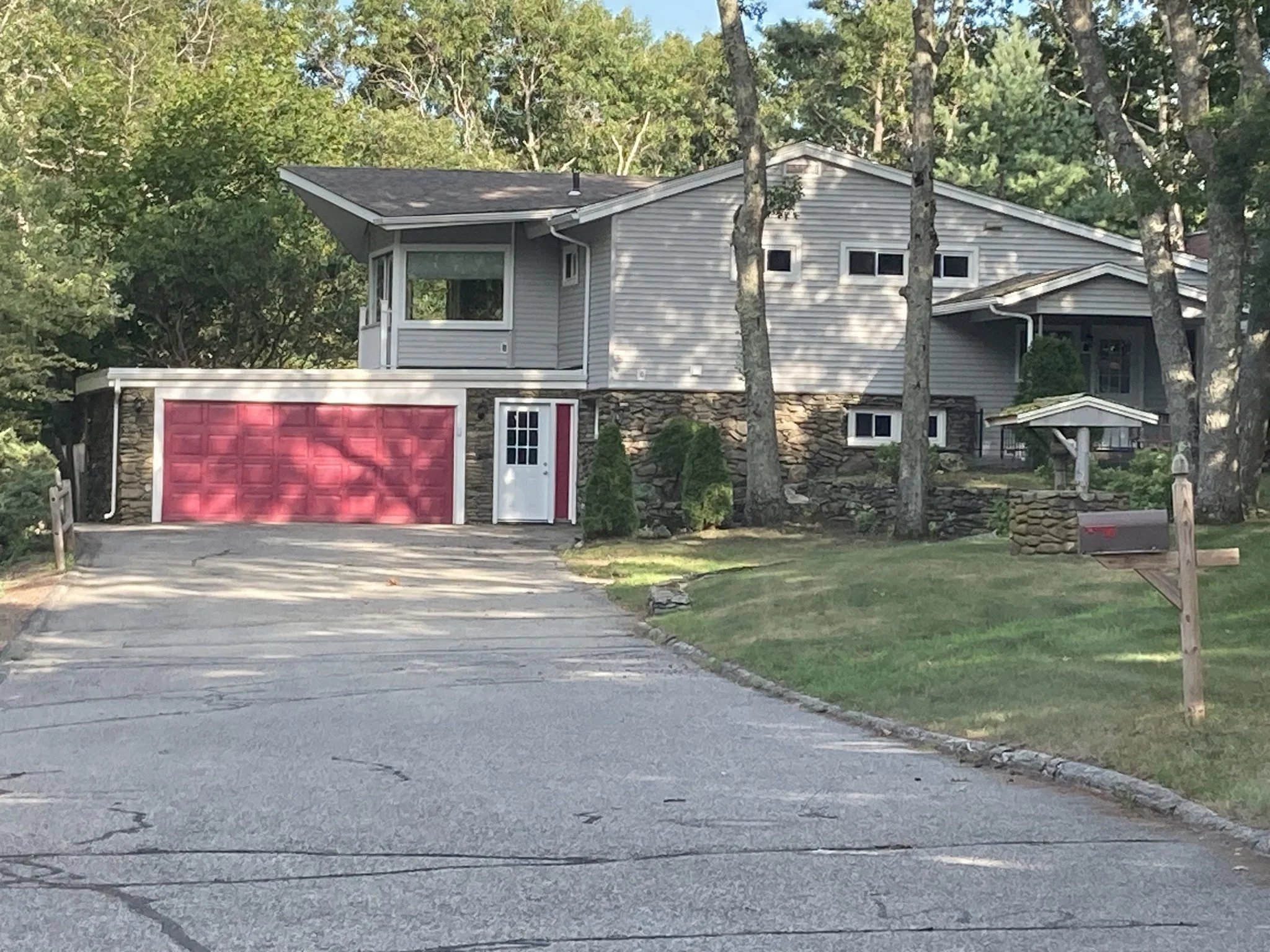 3 bed, 2 bath apartment for rent at 191 Samoset St, Plymouth