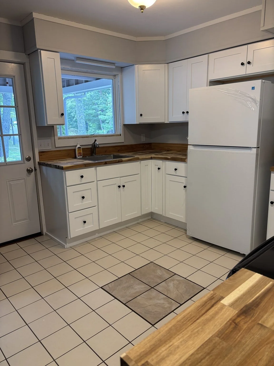 3 bed, 2 bath apartment for rent at 191 Samoset St, Plymouth — photo 3 of 34