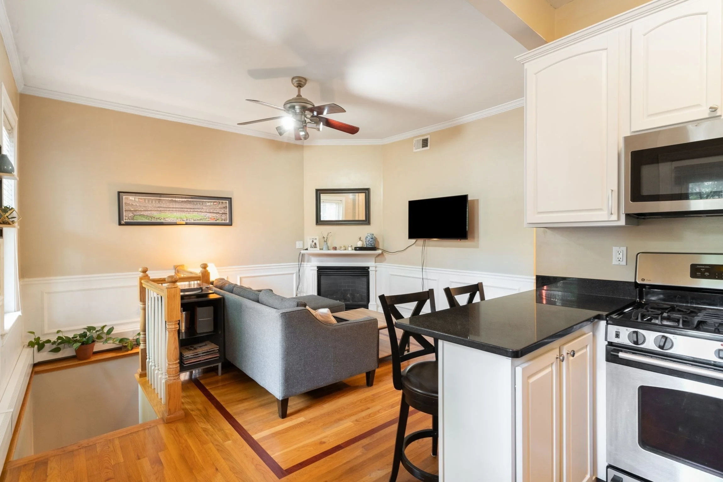 2 bed, 1 bath apartment for rent at 191 W 5th St Unit 1, South Boston — photo 4 of 18