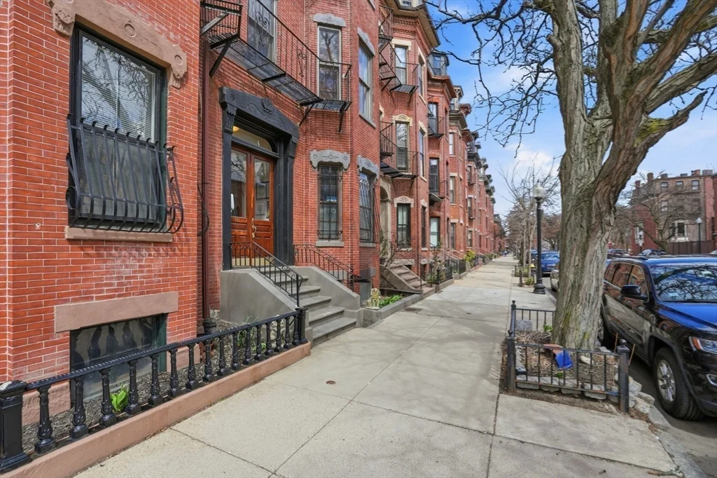 1 bed, 1 bath apartment for rent at 191 Warren Ave Unit 3, South End — photo 16 of 17