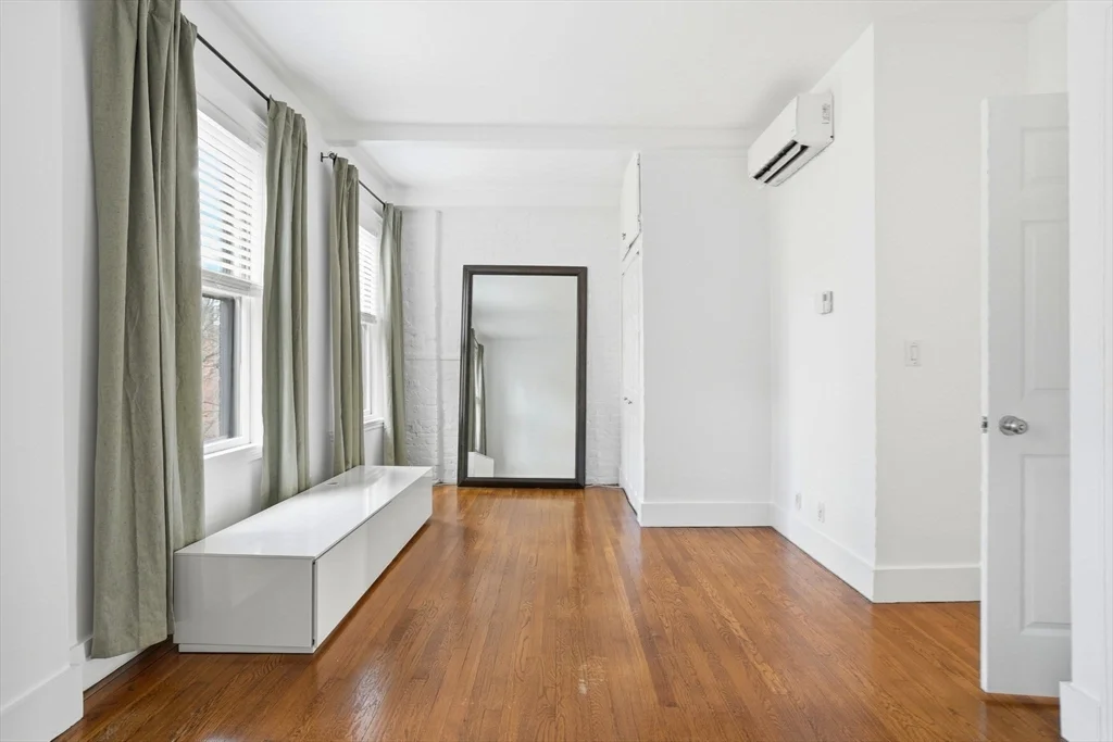 1 bed, 1 bath apartment for rent at 191 Warren Ave Unit 3, South End — photo 14 of 17