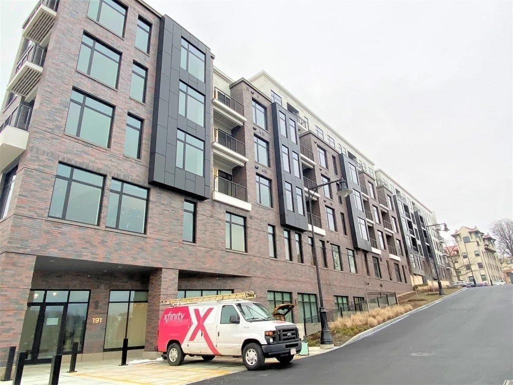 1 bed, 1 bath apartment for rent at 191 Washington St Unit 503, Brighton — photo 2 of 20