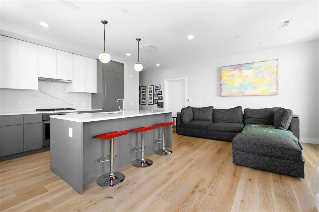 2 bed, 2 bath apartment for rent at 191 Washington St Unit 525, Brighton — photo 1 of 26