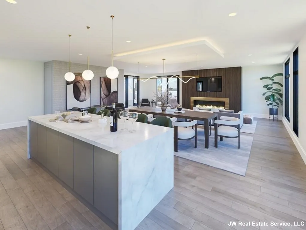 2 bed, 2 bath apartment for rent at 191 Washington St Unit 614, Brighton — photo 1 of 12