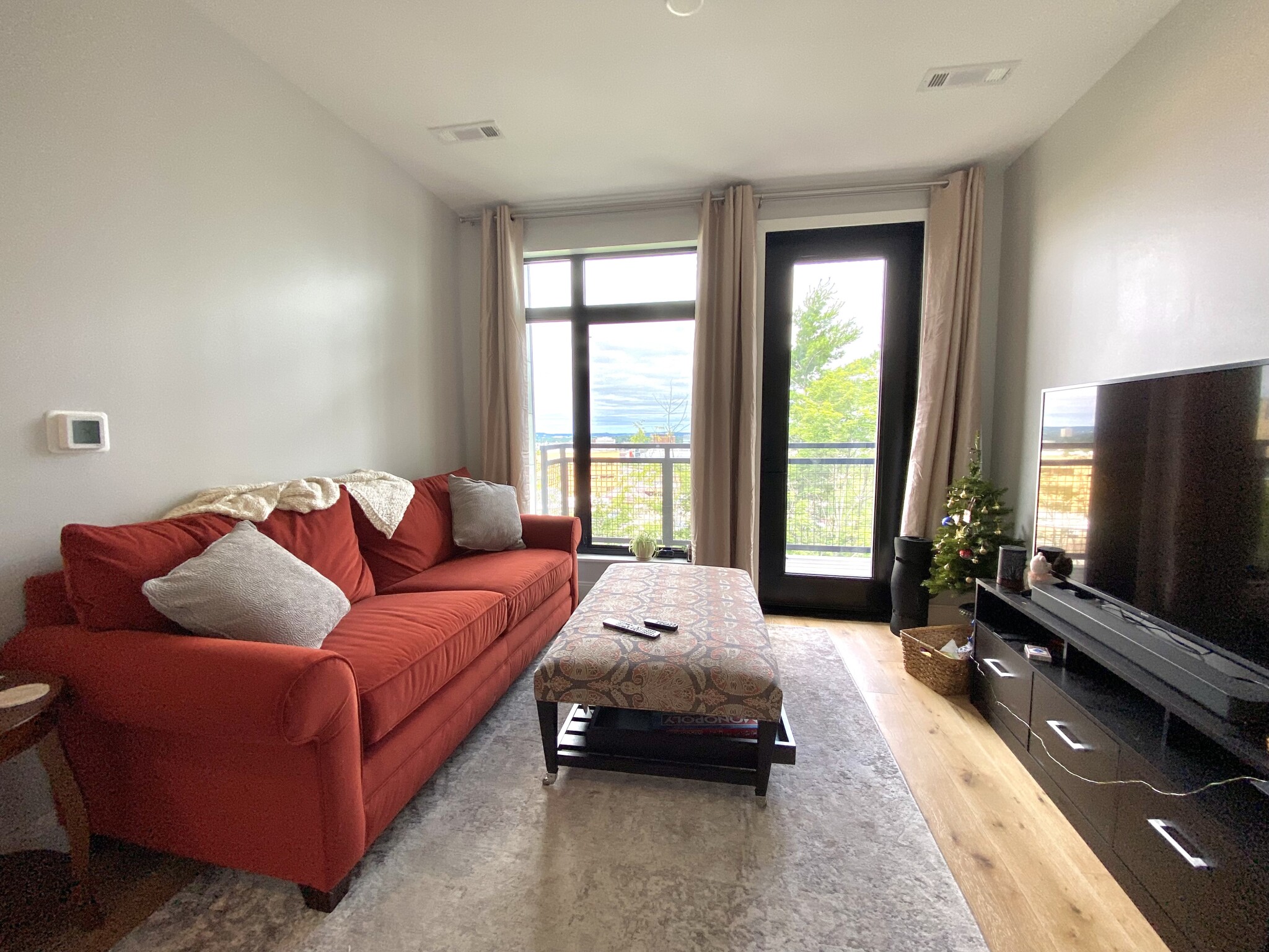 1 bed, 1 bath apartment for rent at 191 Washington St Unit 619, Brighton — photo 1 of 21
