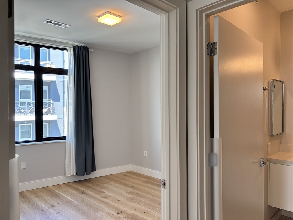 2 bed, 2 bath apartment for rent at 191 Washington St Unit 725, Brighton — photo 15 of 41