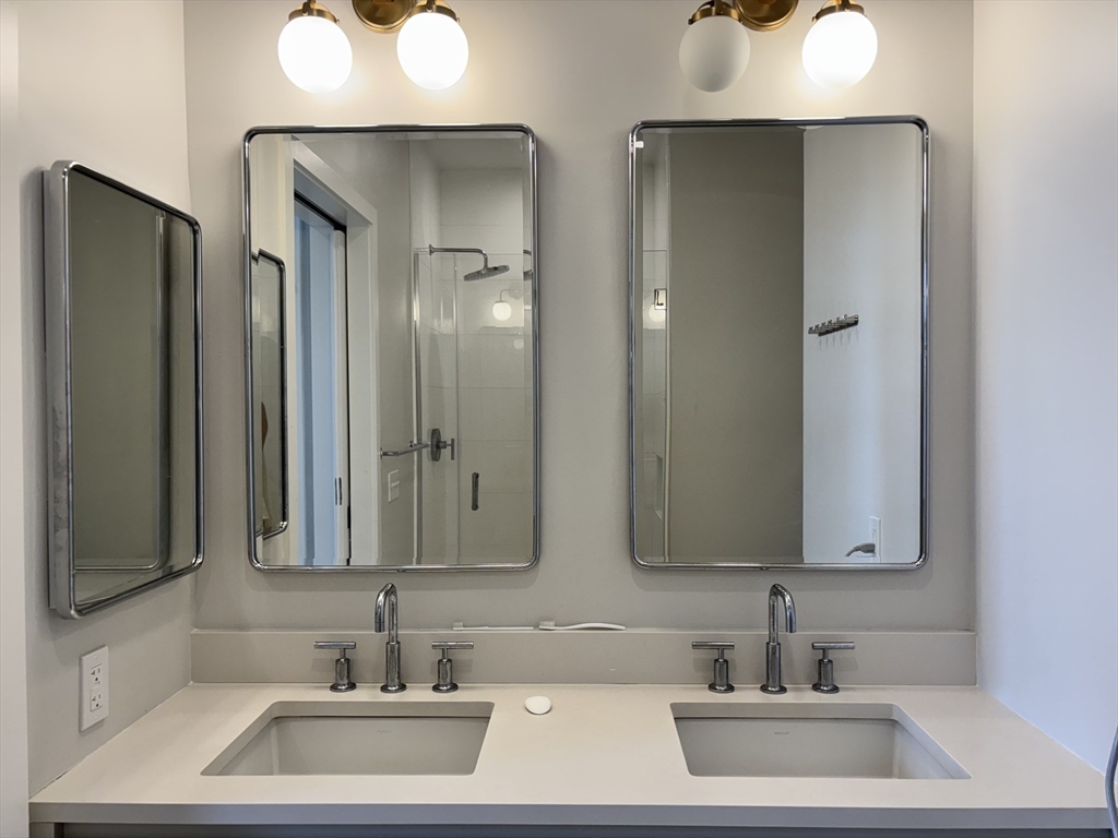 2 bed, 2 bath apartment for rent at 191 Washington St Unit 725, Brighton — photo 10 of 41