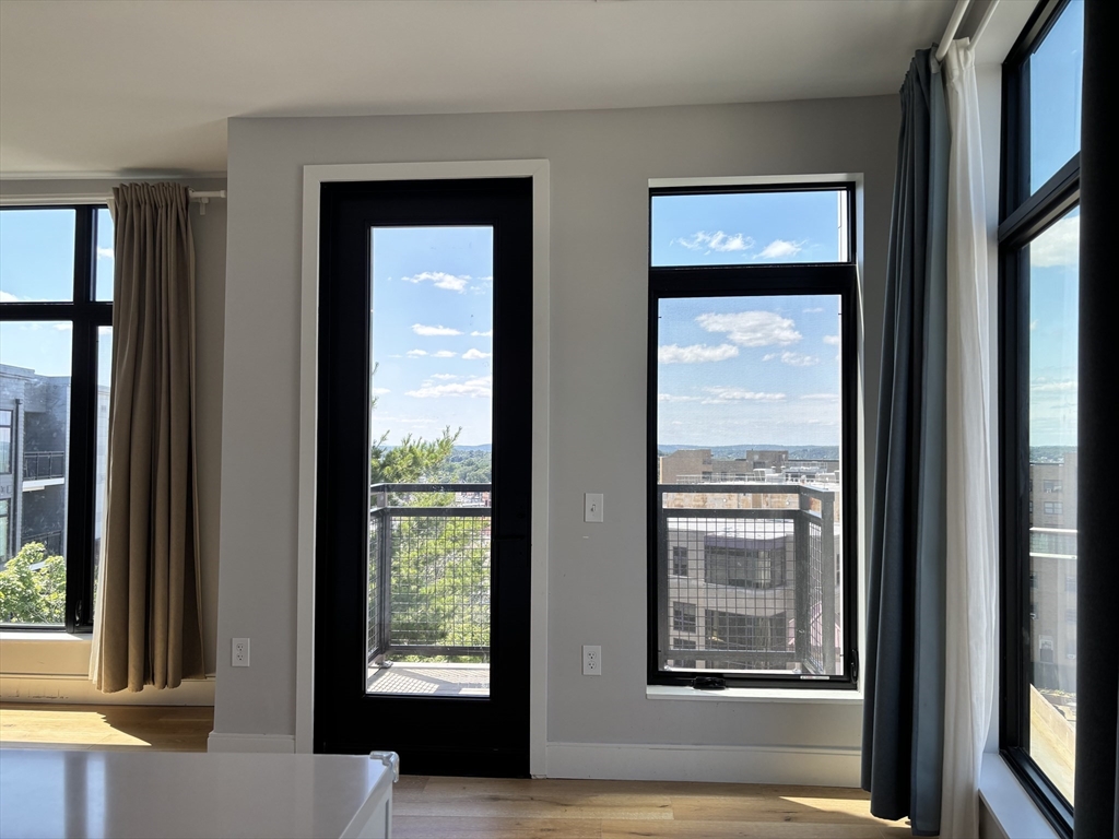 2 bed, 2 bath apartment for rent at 191 Washington St Unit 725, Brighton — photo 4 of 41