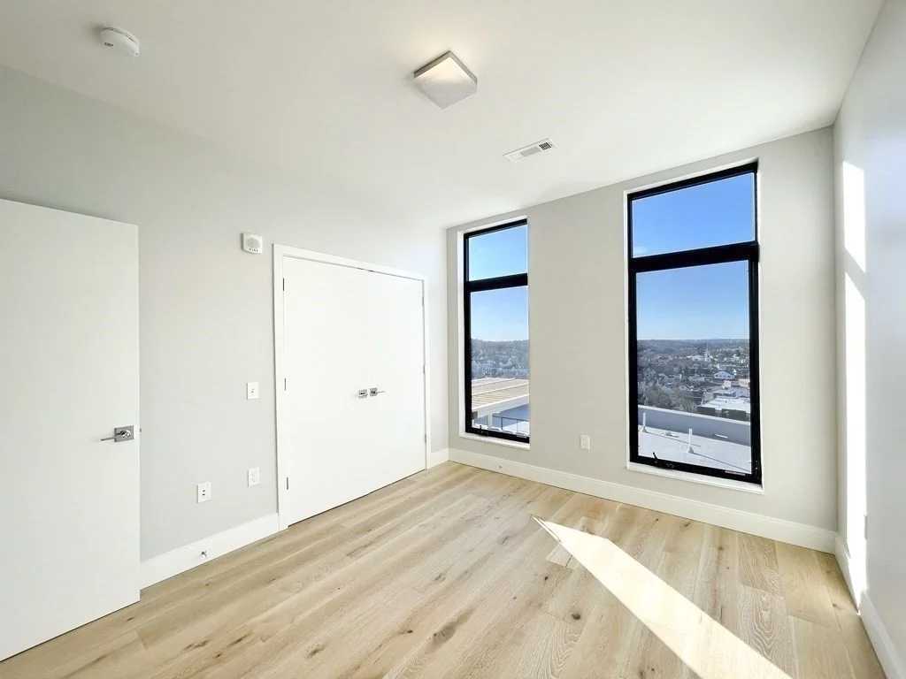 1 bed, 1 bath apartment for rent at 191 Washington St Unit PH704, Brighton — photo 12 of 39