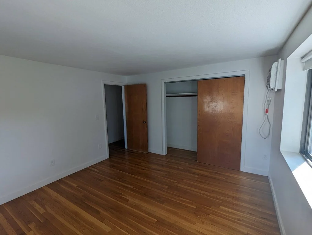 2 bed, 1 bath apartment for rent at 191 West Wyoming Ave Unit 26, Melrose — photo 13 of 22