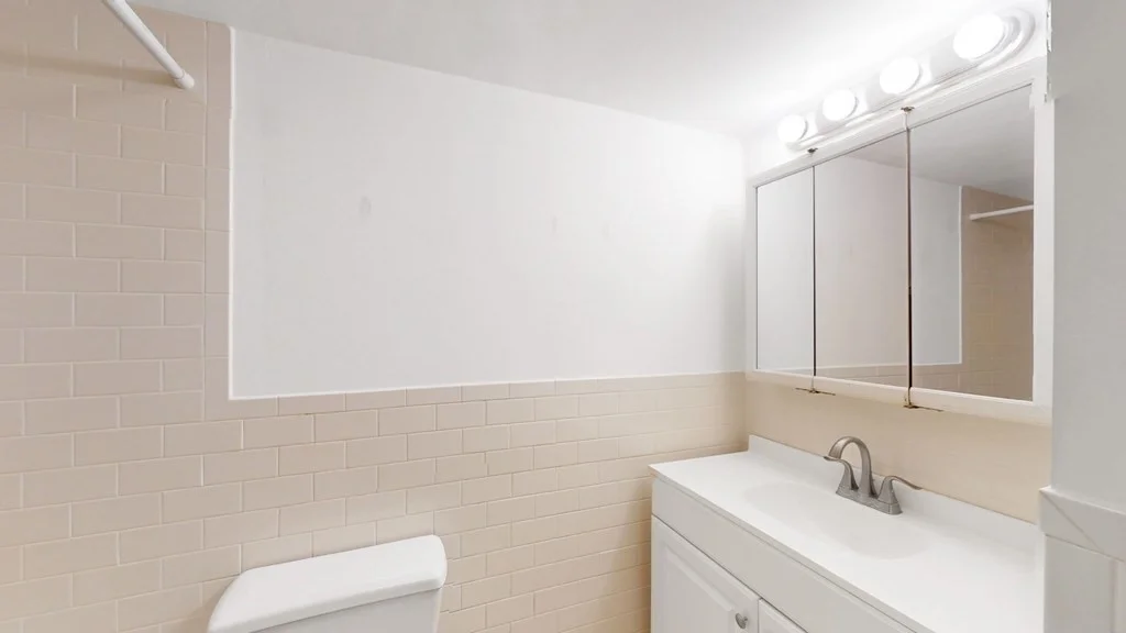 2 bed, 1 bath apartment for rent at 191 West Wyoming Ave Unit 26, Melrose — photo 8 of 22