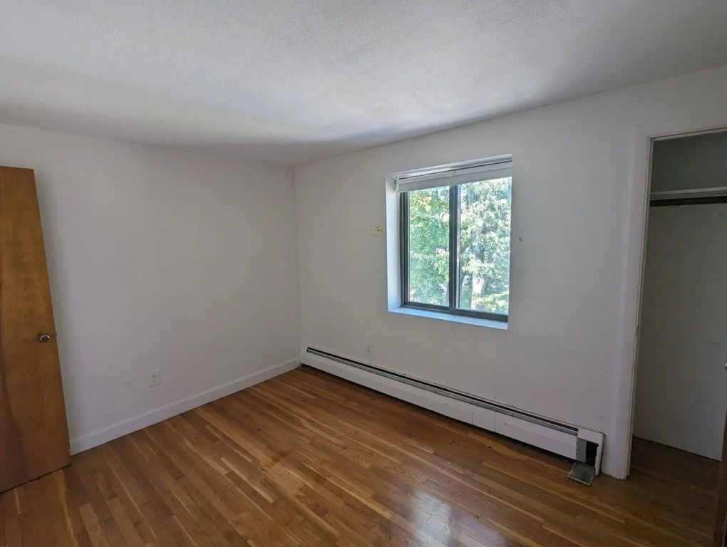 2 bed, 1 bath apartment for rent at 191 West Wyoming Ave Unit 26, Melrose — photo 15 of 22